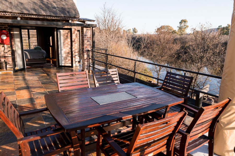 8 Bedroom Property for Sale in Parys Free State